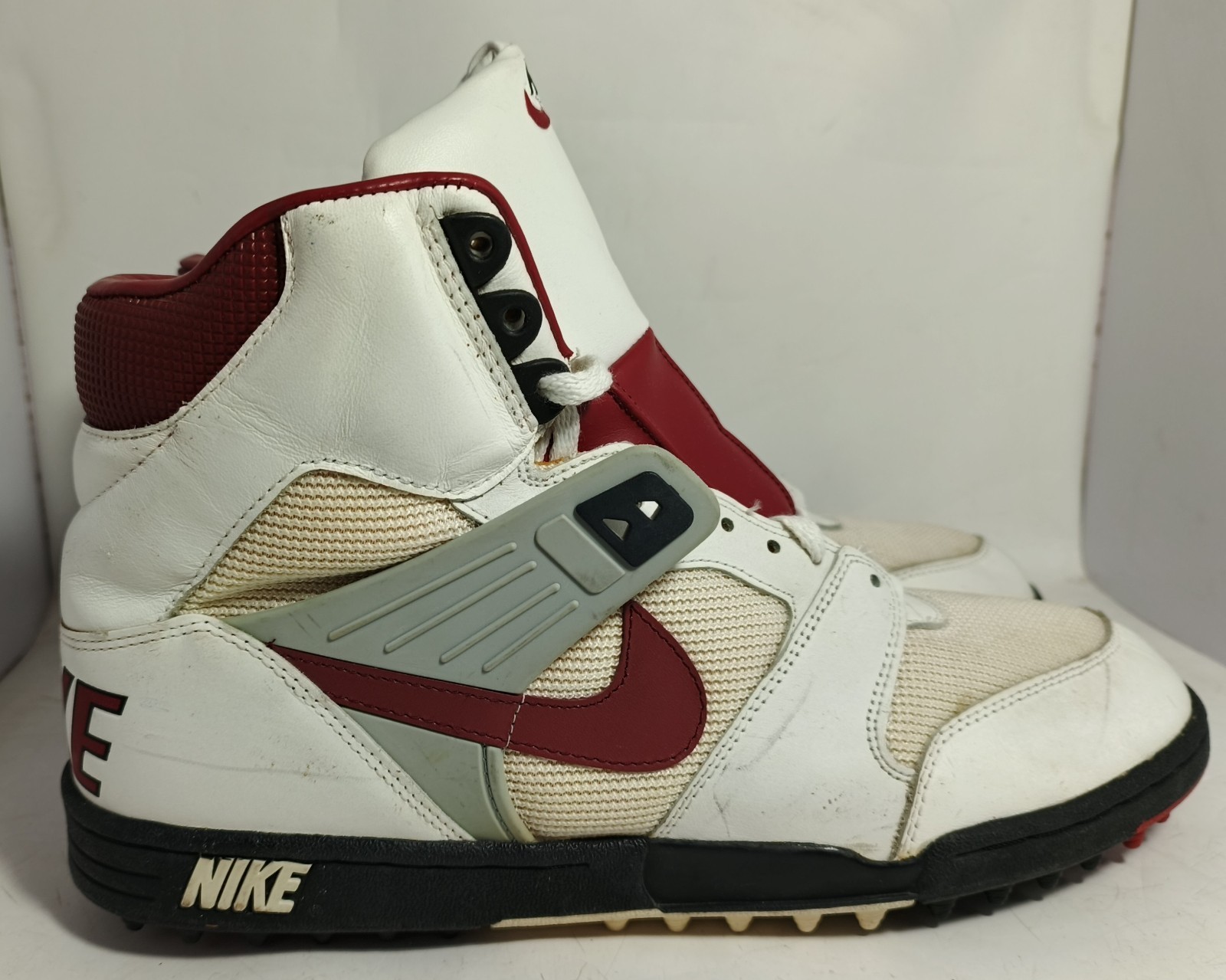 Vintage Nike Pro 1989 Mako Turf Cleat Shoes Sneaker High Top Red White 13.5 RARE