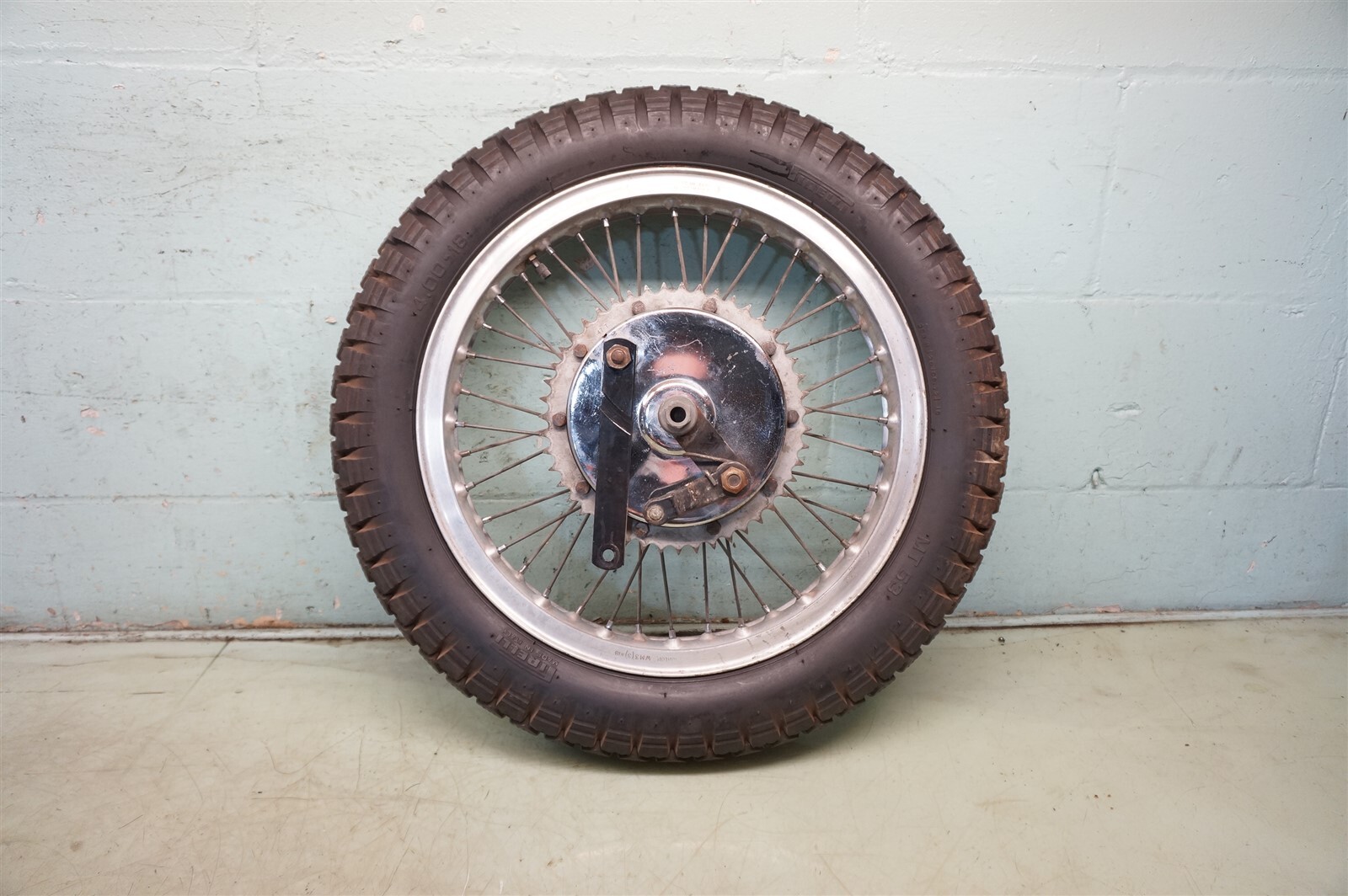 1966 BSA A65S Spitfire MK II Hornet Wasp 650 *2252 Rear Alloy Wheel Dunlop 