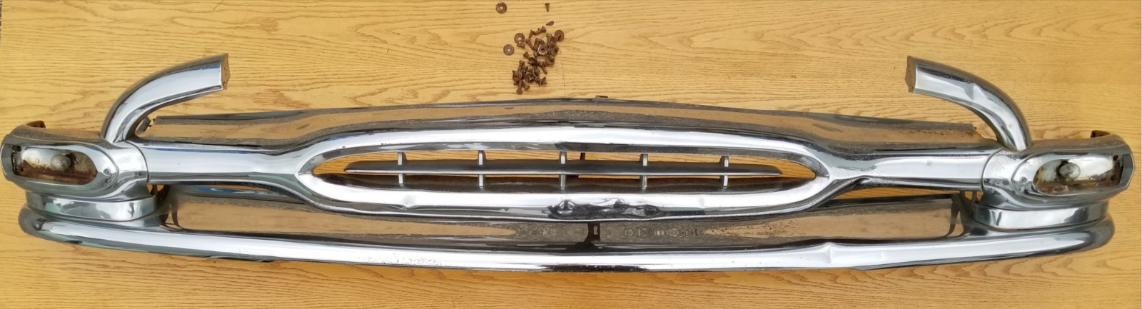 Grill RARE Fish Mouth 1953-54 Pontiac Chieftain Star Chief 1954 53 54