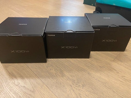 Fujifilm X100VI 40.2 MP Digital Camera Silver Brand new \'\'Rеаd dеѕсriрtiоn\'\' Fujifilm X100VI 40.2 MP Digital Camera Silver Brand new \'\'Rеаd dеѕсriрtiоn\'\'