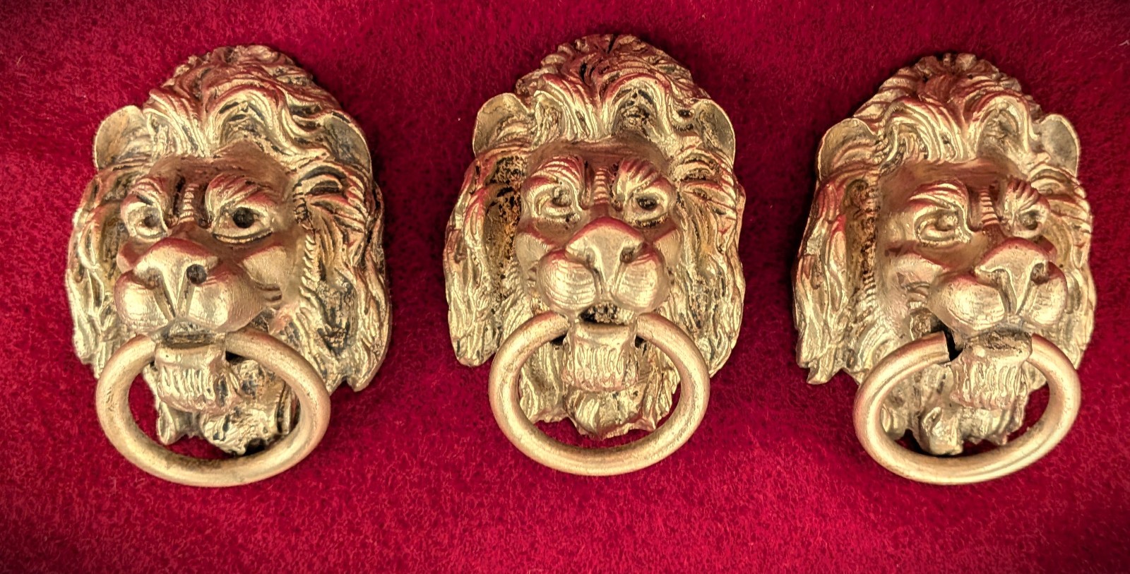 Antique Set of 3 French furniture Lighting Ornaments 19th century bronze lions