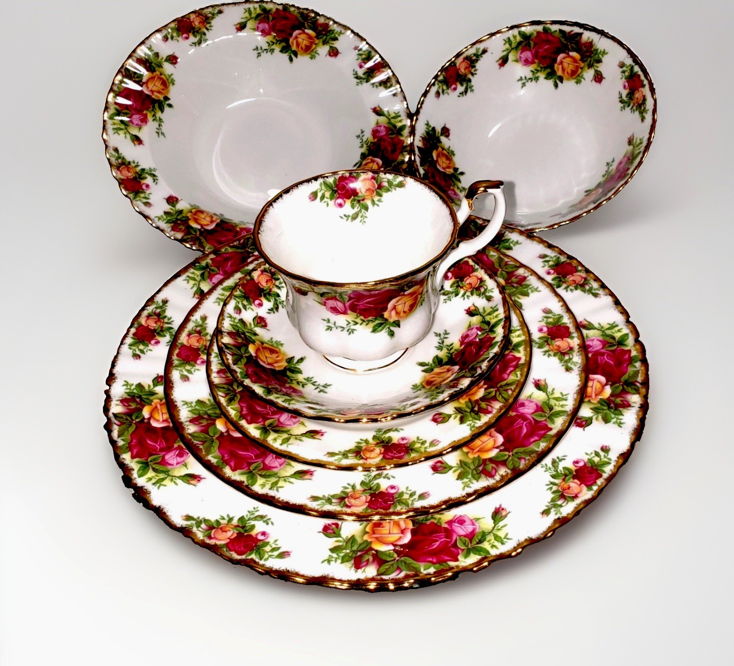 Royal Albert Old Country Roses 7 Piece Place Setting Bone China England Royal Albert Old Country Roses 7 Piece Place Setting Bone China England