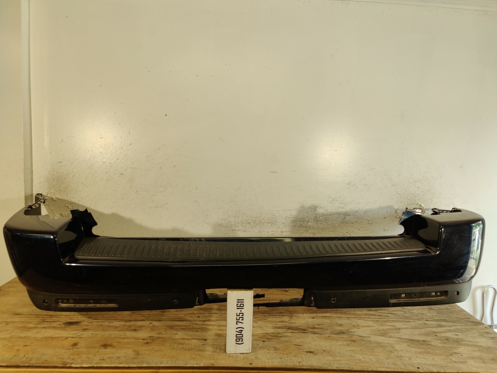 OEM 2003-2009 Range Rover HSE/Supercharged w/ Sensor Holes Rear Bumper Cover