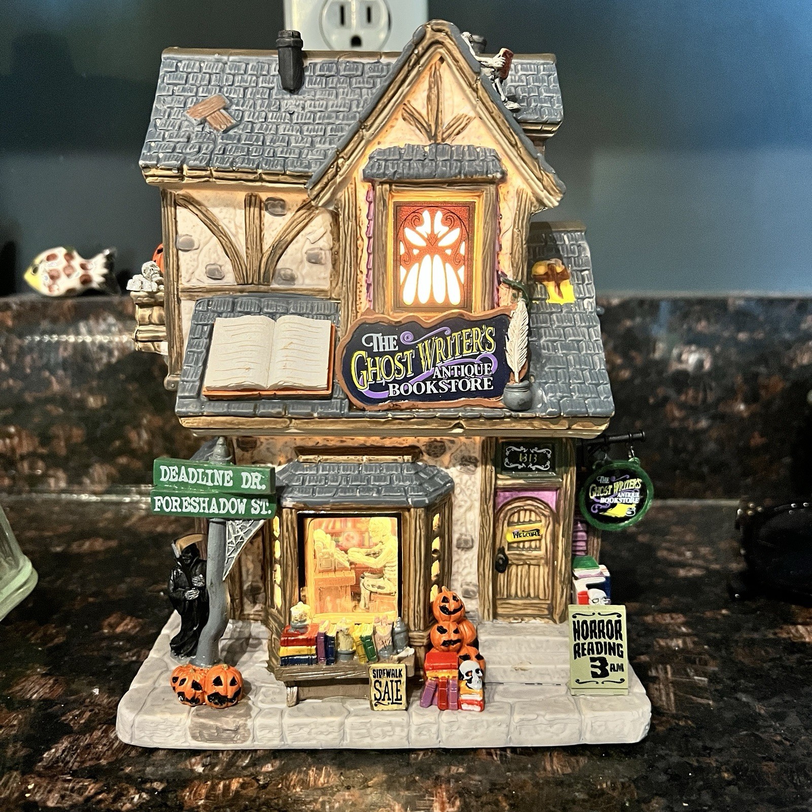 Lemax Spooky Town “The Ghost Writer’s Antique Bookstore” Illuminated Lemax Spooky Town “The Ghost Writer’s Antique Bookstore” Illuminated