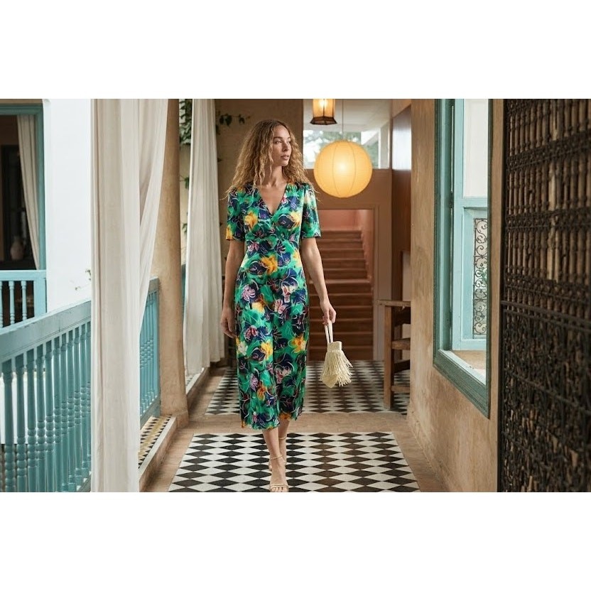 Saloni Eden Silk Satin Midi Dress NWT Emerald Kingcup Floral Size 0/UK 4 ✨