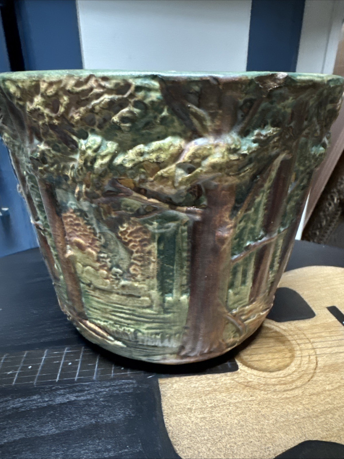 WELLER Forest Woodcraft Forest Large Planter Jardinere 1920s original WELLER Forest Woodcraft Forest Large Planter Jardinere 1920s original