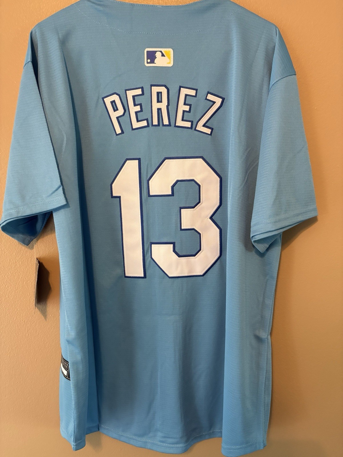 Salvador Perez Jersey Kansas City Royals Adult Large (48 in) Baseball Stitched