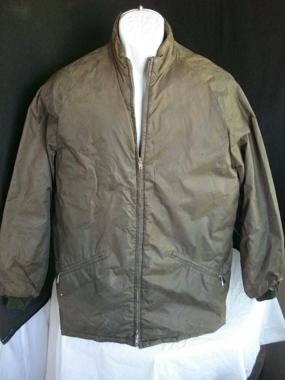 Vintage 1970’s Rainier Down Jacket Army Green Mountaineering Sz. M Vintage 1970’s Rainier Down Jacket Army Green Mountaineering Sz. M
