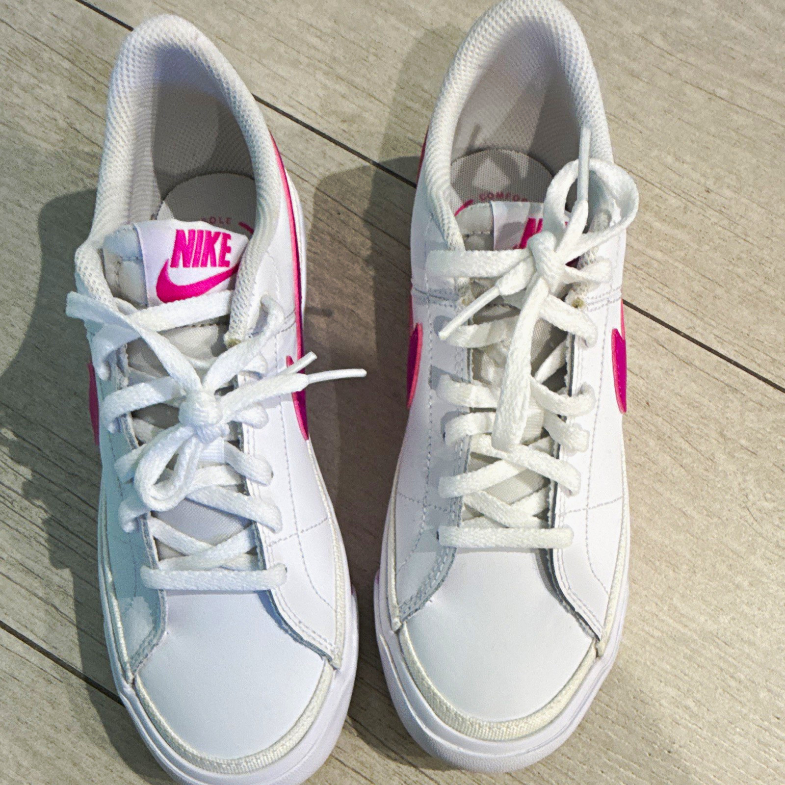 Nike Unisex Kids Sneaker US 5 White/Pink Low Top Lace-Up Logo Nike Unisex Kids Sneaker US 5 White/Pink Low Top Lace-Up Logo