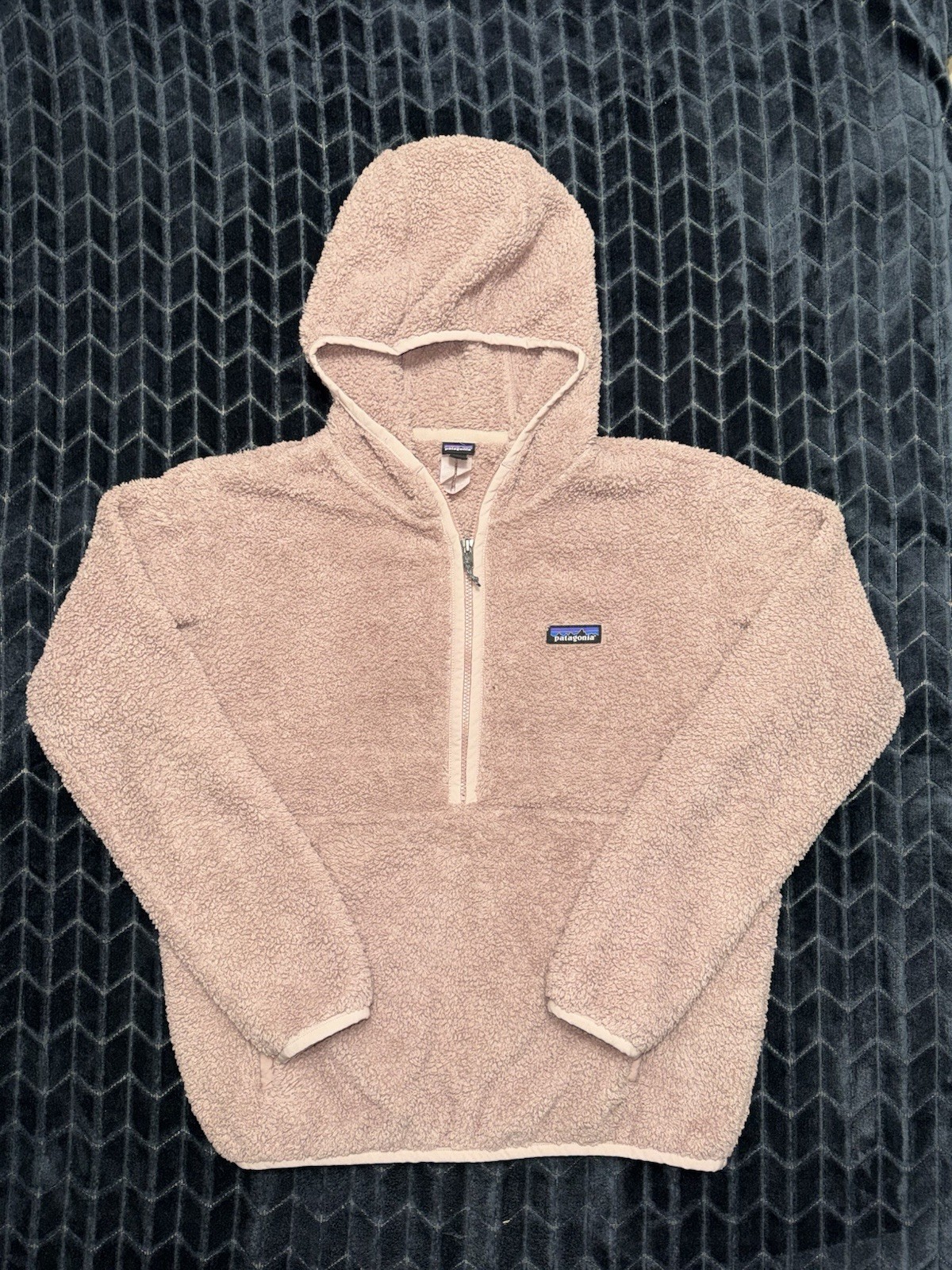 Patagonia Women’s Los Gatos 1/4 Zip Fuzzy Fleece Pullover hooded Antho Pink Sz L