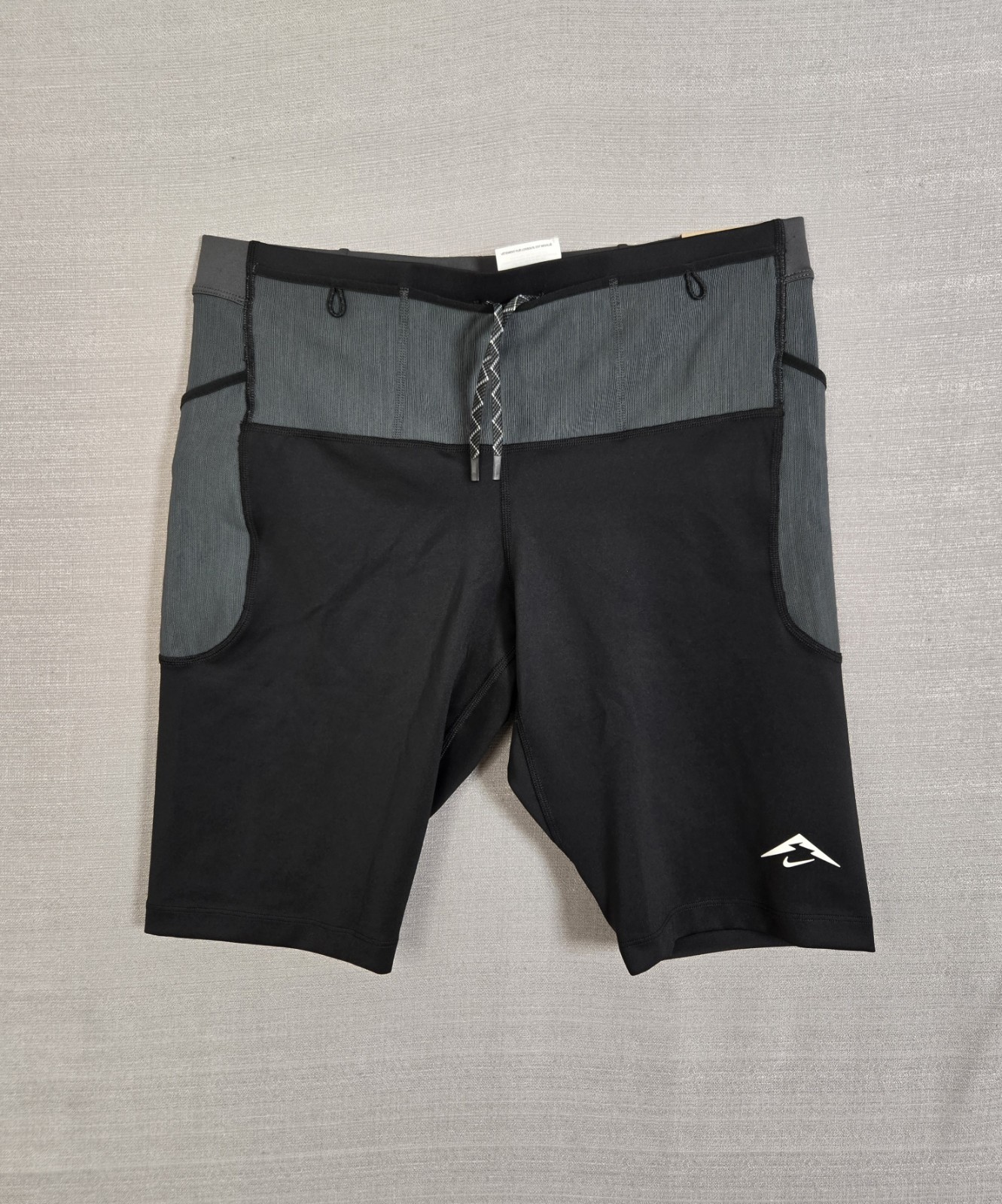 NIKE Trail Lava Loops Half Tights Shorts Medium Mens Black Gray Running