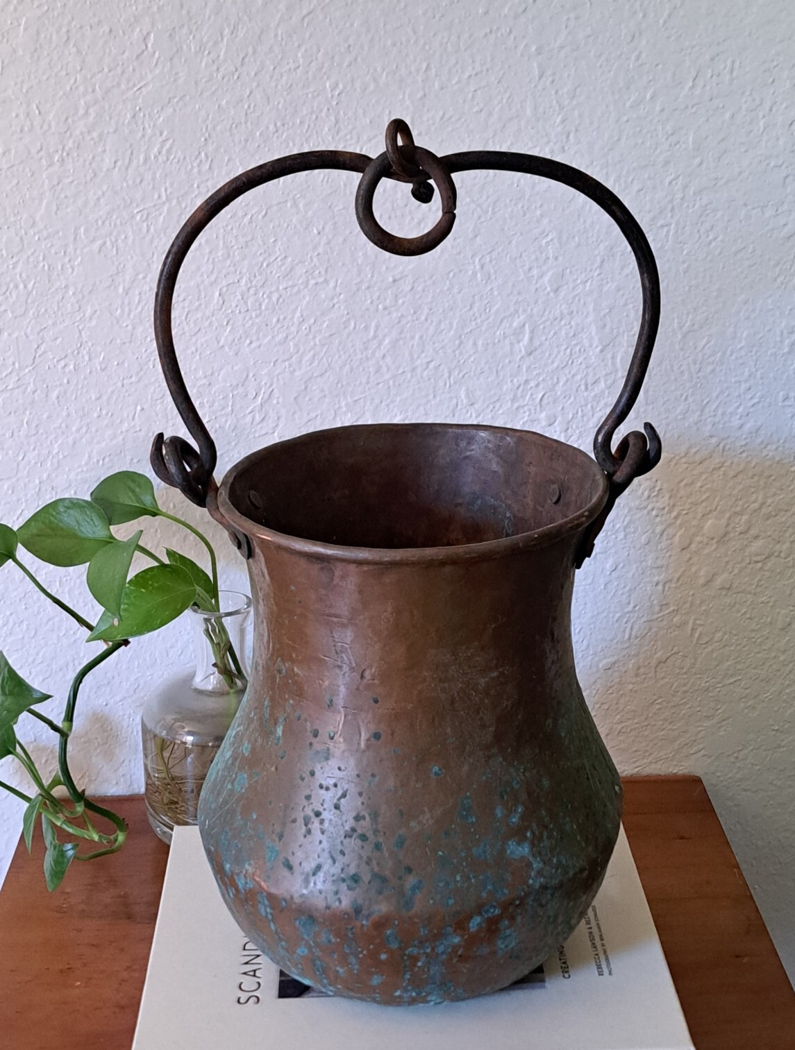 Antique Hand Hammered Copper Cauldron Bucket Wrought Iron Bail Handle 10\