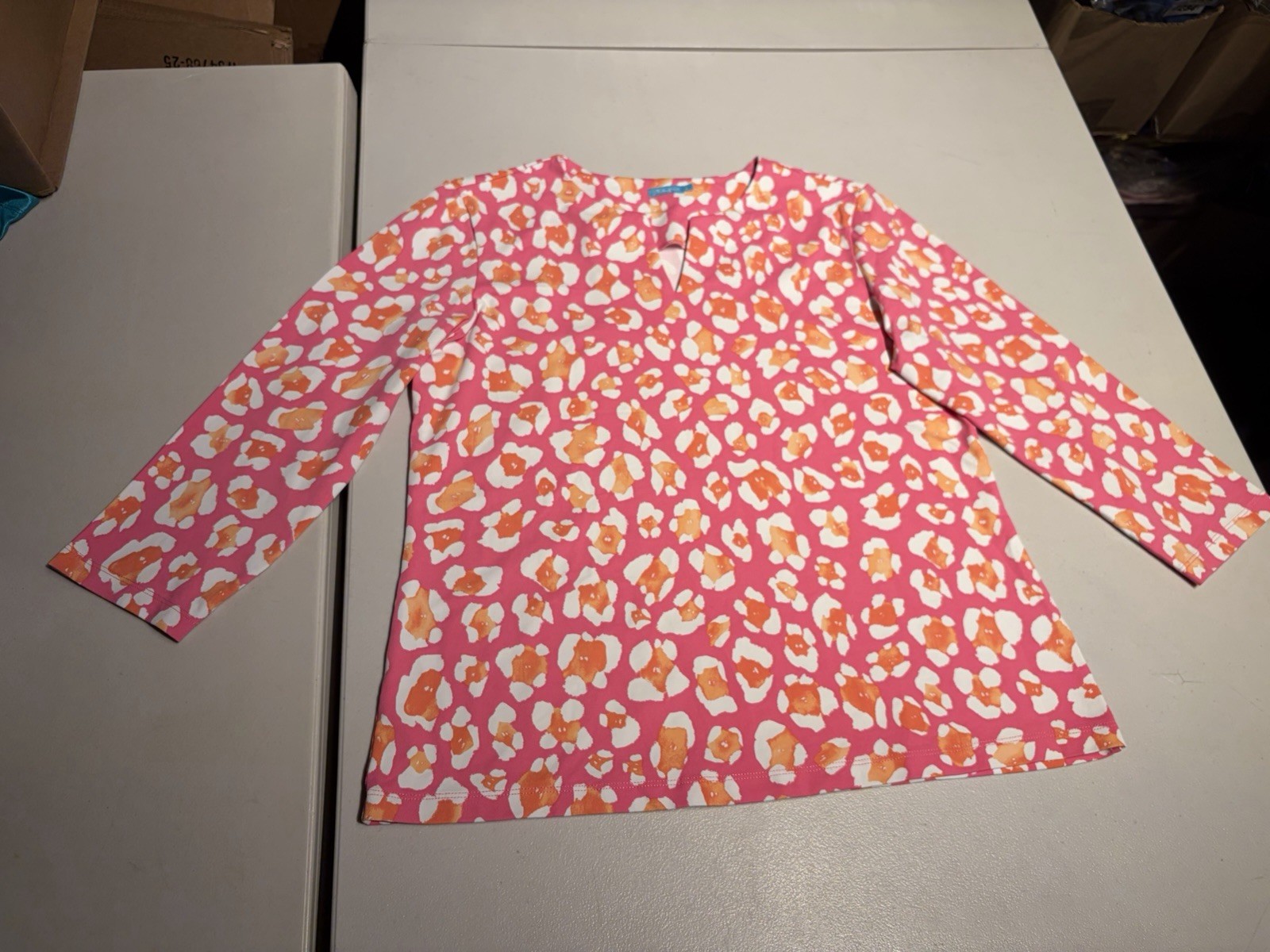 J McLaughlin Top Women’s Large Pink Orange Floral Signature Catalina Cloth Shirt J McLaughlin Top Women’s Large Pink Orange Floral Signature Catalina Cloth Shirt