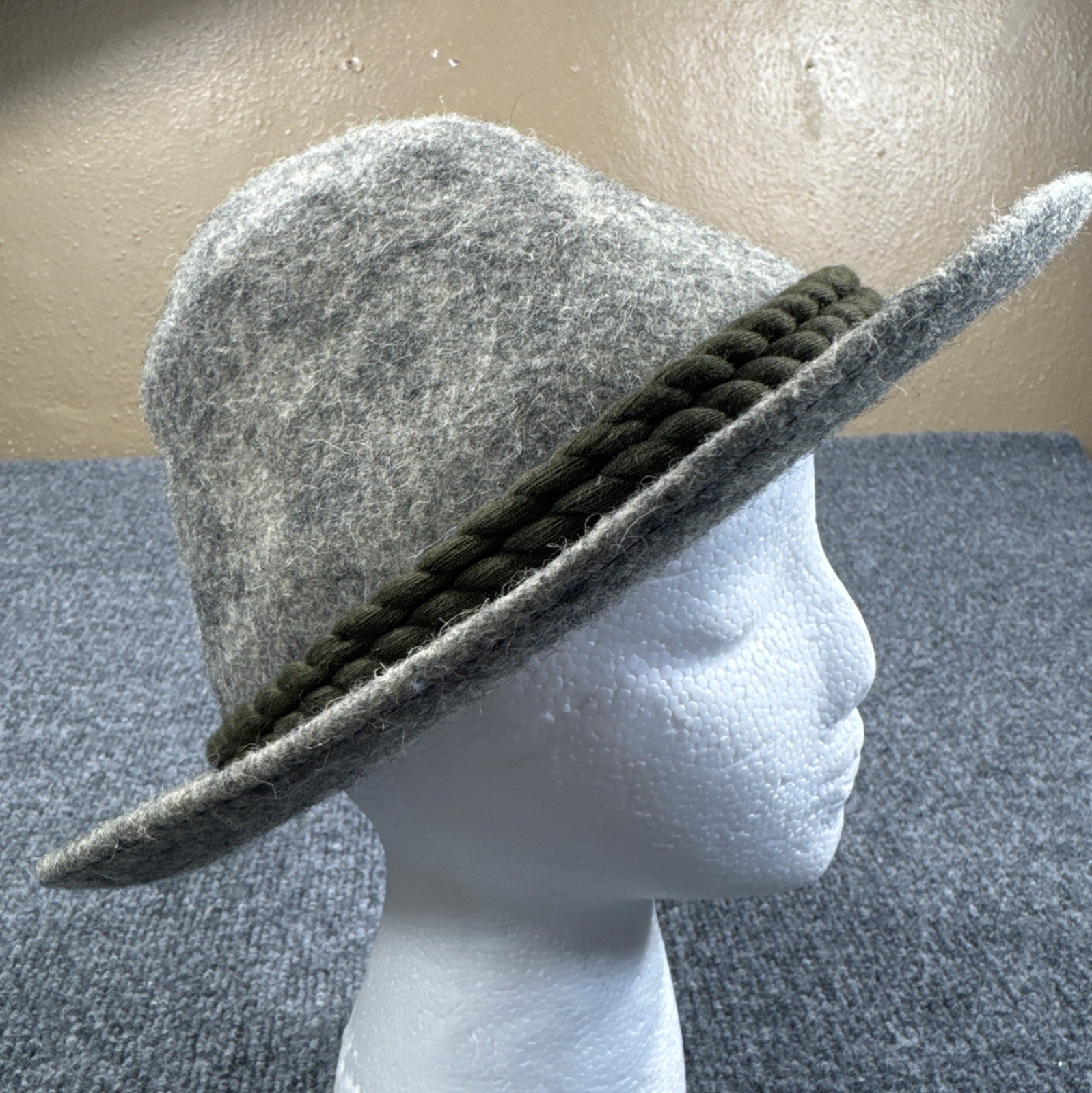 Vintage Anton Pichler Graz Traditional Austria Alpine Hat Gray Wool Size 58cm Vintage Anton Pichler Graz Traditional Austria Alpine Hat Gray Wool Size 58cm