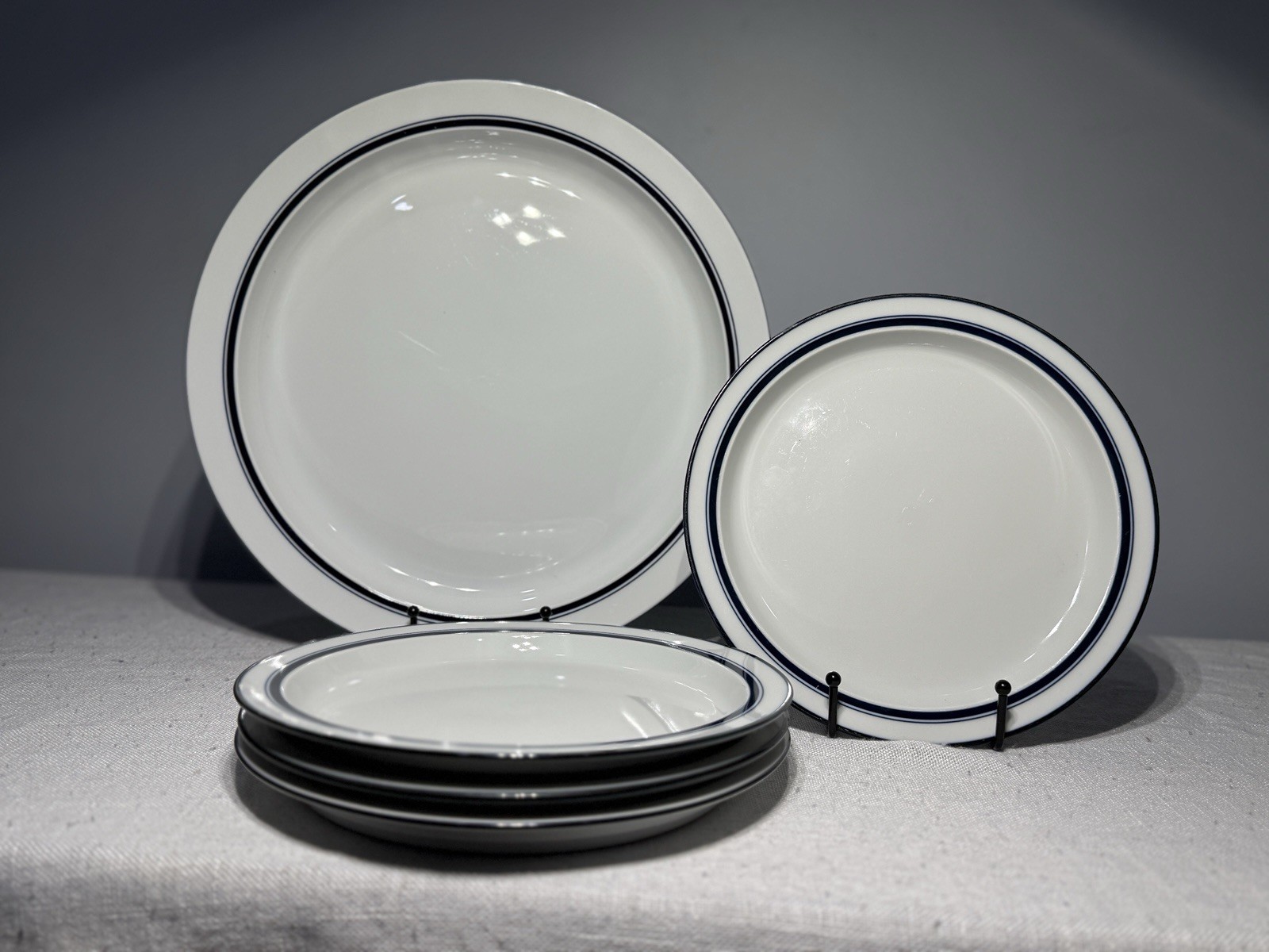 Dansk Christianshavn Blue Bistro 5 Pc Set 13” Chop Plate + 4 Salad Plates 8.5”
