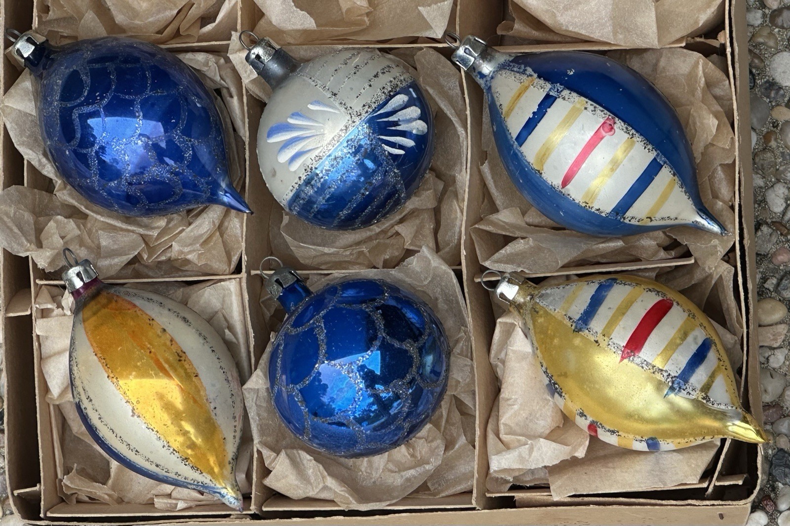 VTG  Poland Blue Stencil Stripe Teardrop Glass Ornaments