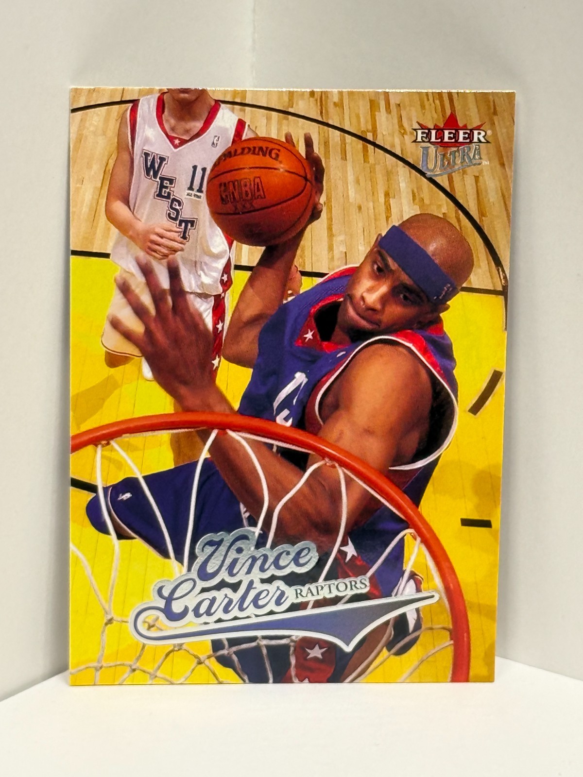 2004-05 Fleer Ultra - #15 Vince Carter