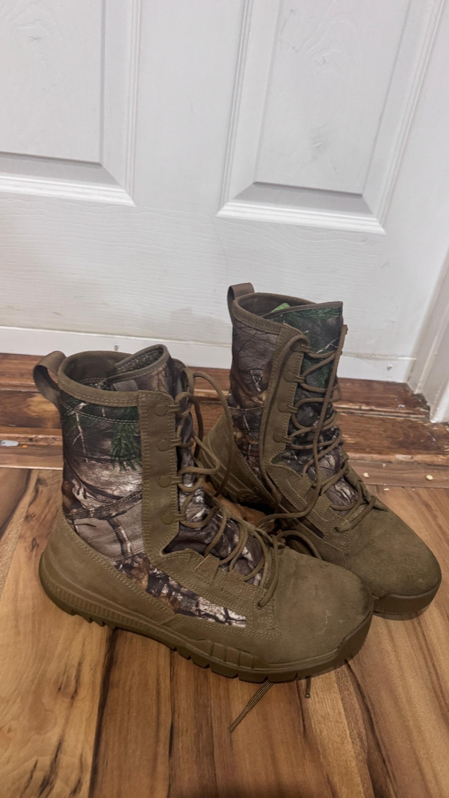 Nike SFB Field 2 8” Tactical Military Boots Realtree Camo Men’s Size 9.5 Nike SFB Field 2 8” Tactical Military Boots Realtree Camo Men’s Size 9.5