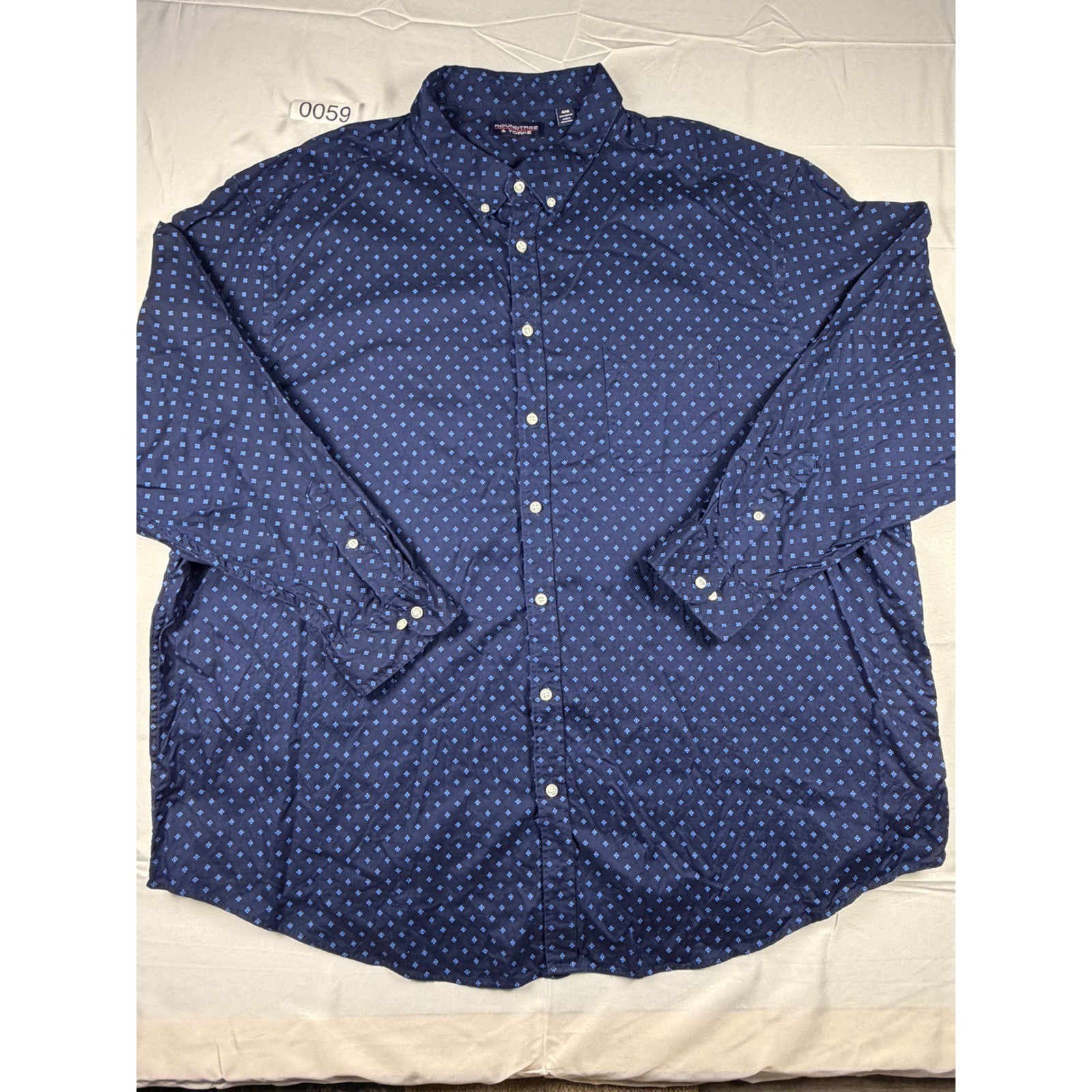 Roundtree & Yorke Mens 4XB Navy Blue Diamond Print Cotton Button Down Shirt Roundtree & Yorke Mens 4XB Navy Blue Diamond Print Cotton Button Down Shirt