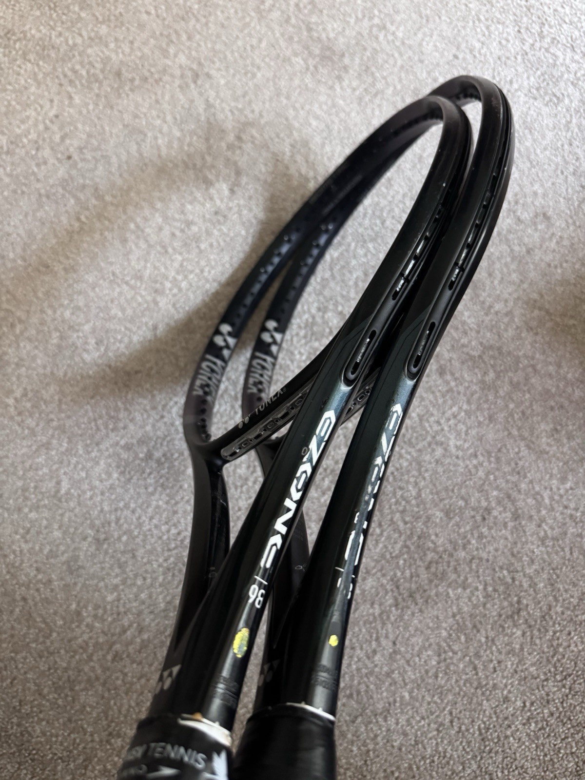 Tennis Racket Yonex EZONE 98 Aqua Night Black (Grip size 4 1/4)