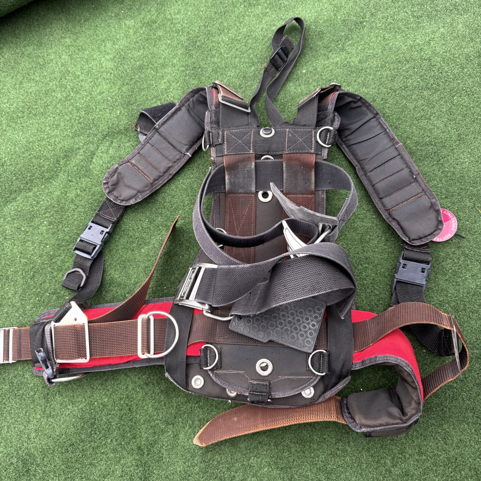 Little Used Dive Rite Trans Pac Harness Medium / Large Diving Gear Scuba Little Used Dive Rite Trans Pac Harness Medium / Large Diving Gear Scuba