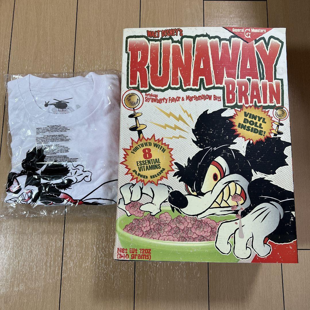 Walt Disney\'s Runaway Brain Mad Mickey Figure Limited to 300 pieces With T-shirt