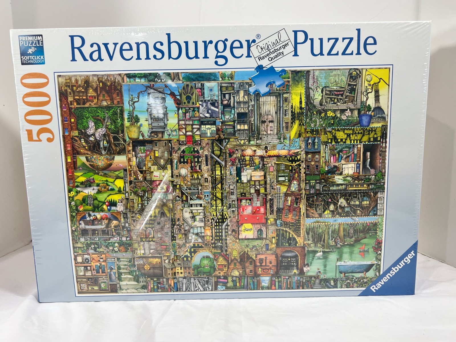 5000 pieces Ravensburger jigsaw puzzle Bizarre Town #174300 - NEW 5000 pieces Ravensburger jigsaw puzzle Bizarre Town #174300 - NEW