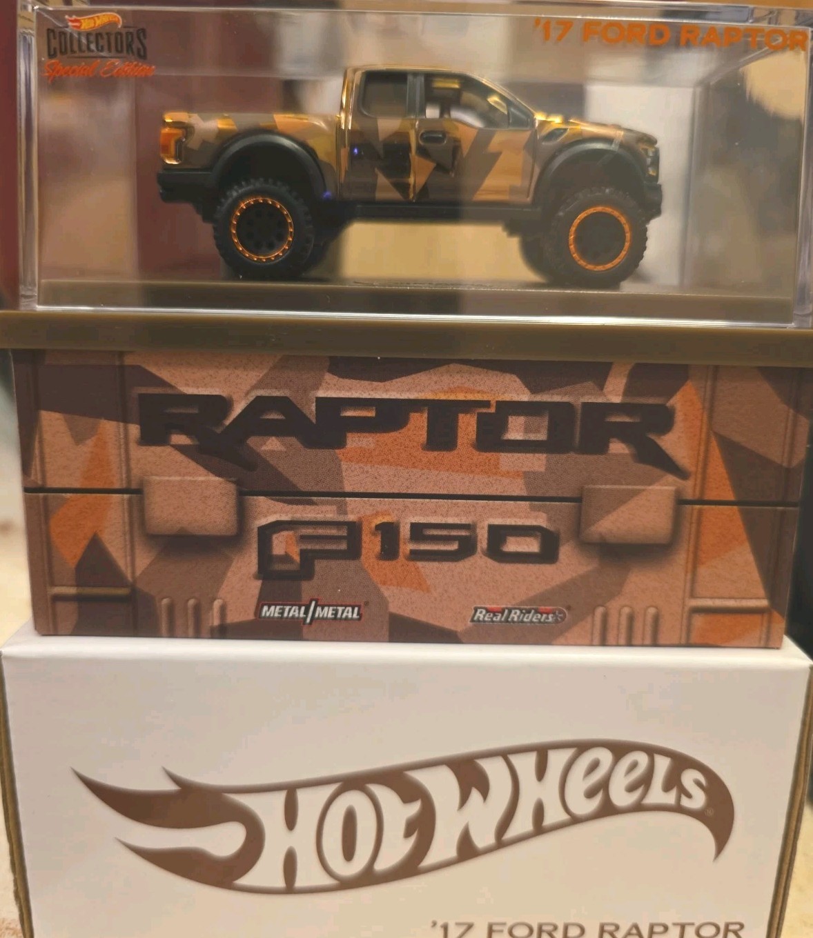 🔥Hot Wheels RLC🔥 \'17 Ford F-150 Raptor 🔥FREE SHIPPING 🔥 🔥Hot Wheels RLC🔥 \'17 Ford F-150 Raptor 🔥FREE SHIPPING 🔥
