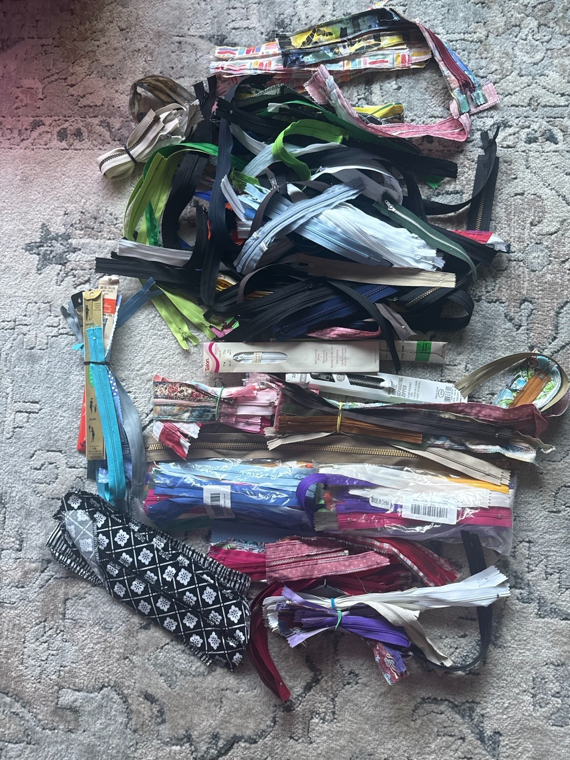 5 lb Huge Mixed Lot of Zippers Sewing Craft Repair Supply Talon Coats YKK