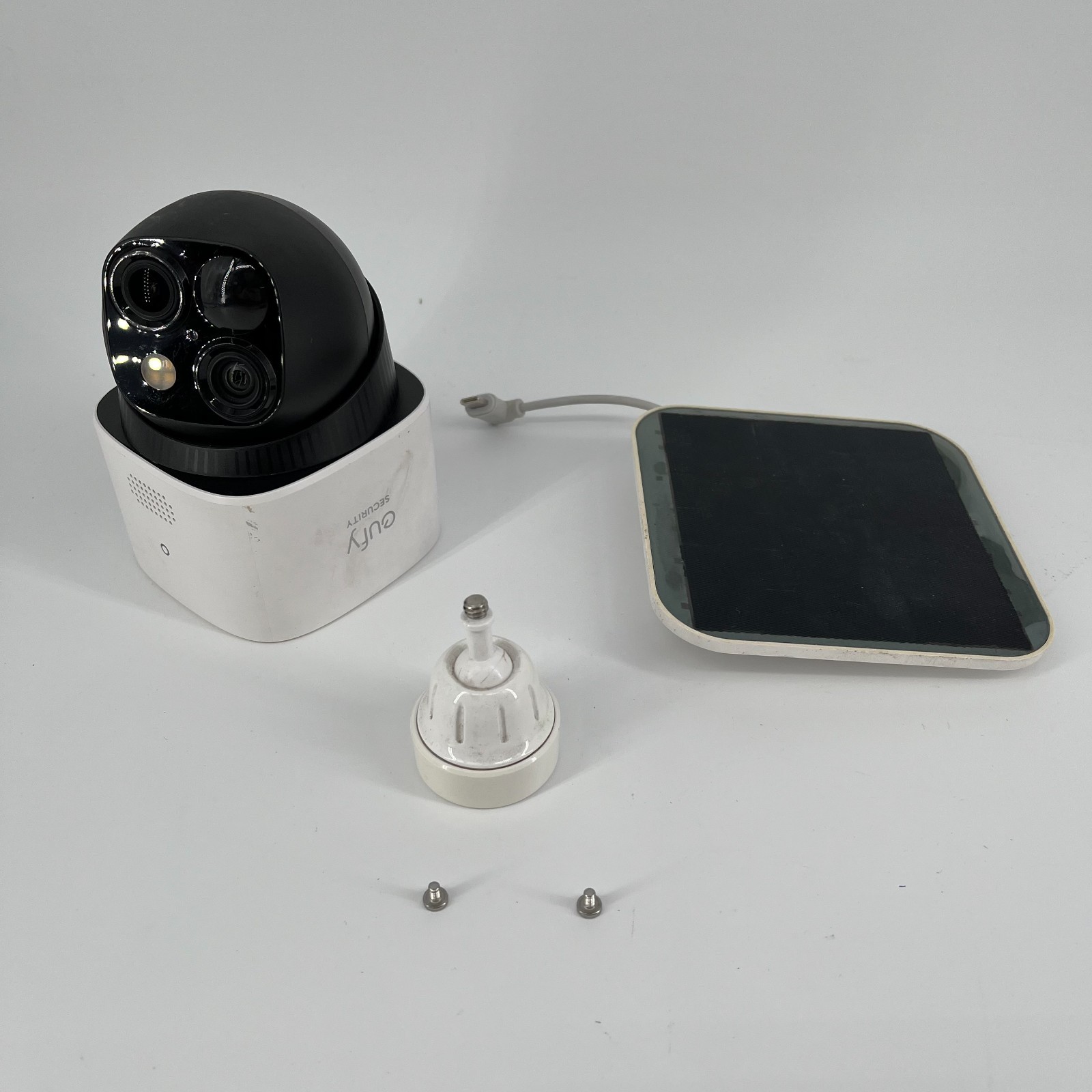 Eufy SoloCam S340 Outdoor Camera 3K with Solar Panel and accessories (T8170)