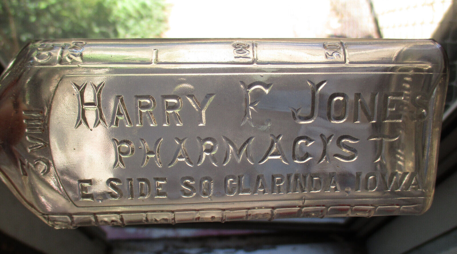 VTG 1908-1920s HARRY F. JONES PHARMACIST DRUGGIST MEDICINE BOTTLE CLARINDA, IOWA