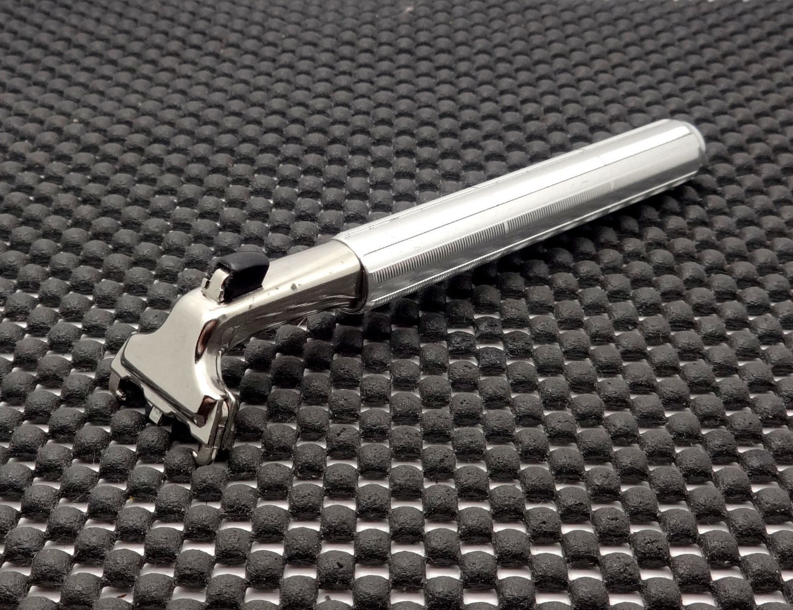 Vintage 1978 Gillette Atra Cartridge Razor ALL METAL Handle Y2 Clean