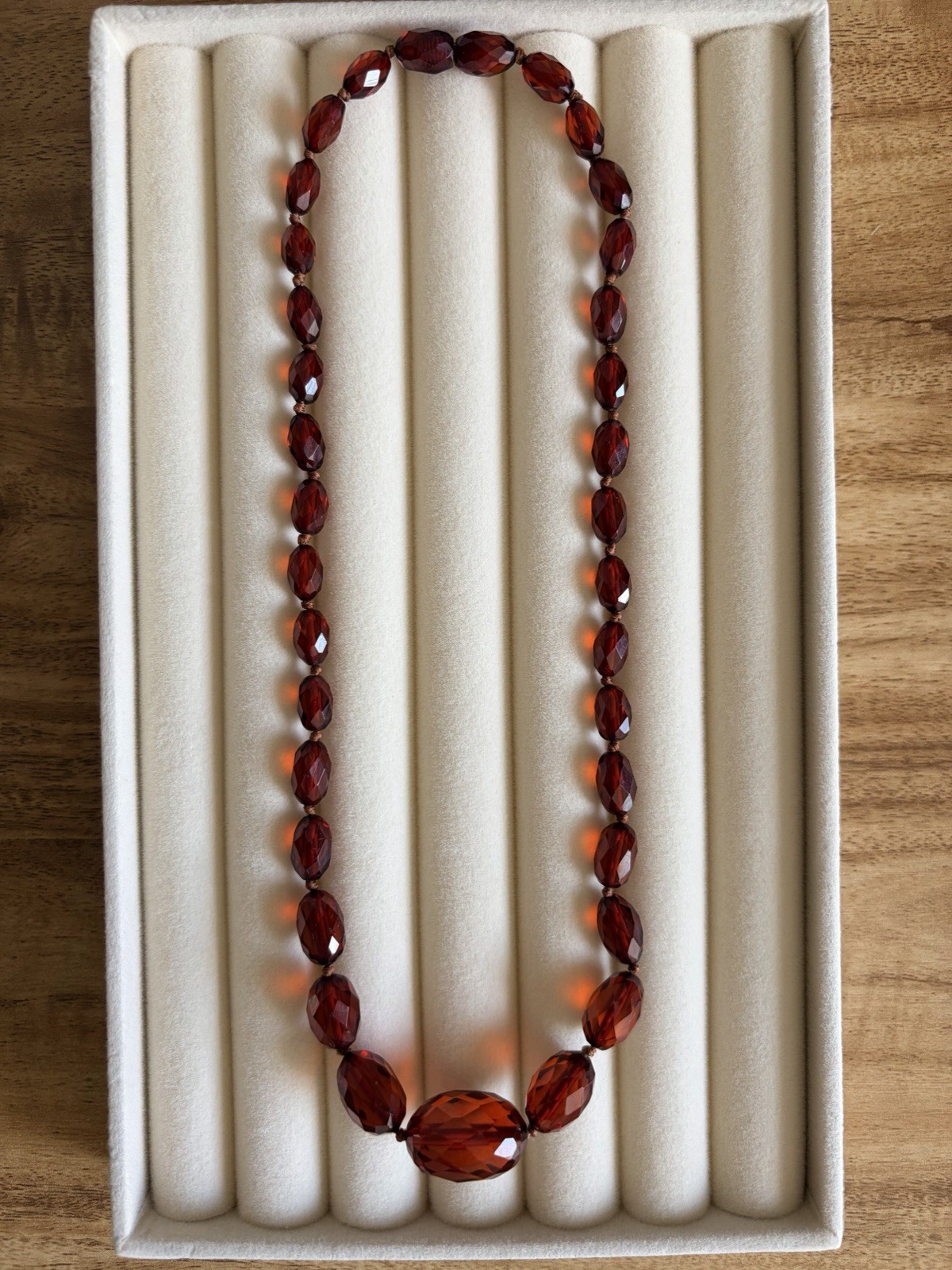 Antique Cherry Bakelite Necklace 16’’ Graduated Faceted Bead 13.2g