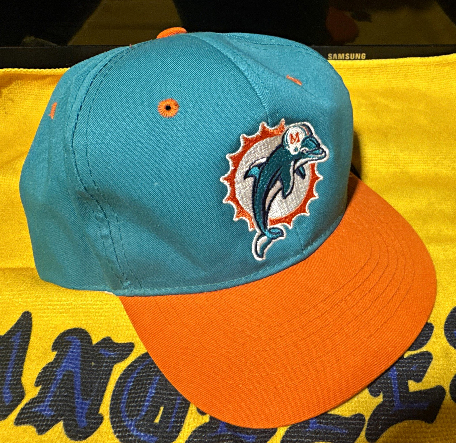 Vintage NFL Miami Dolphins Officially Licensed Snapback THE CAP Aqua Orange Y/S
