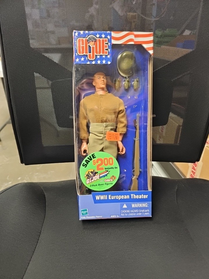 New Vintage 2002 Hasbro G.I. Joe WWII European Theater Action Figure New Vintage 2002 Hasbro G.I. Joe WWII European Theater Action Figure