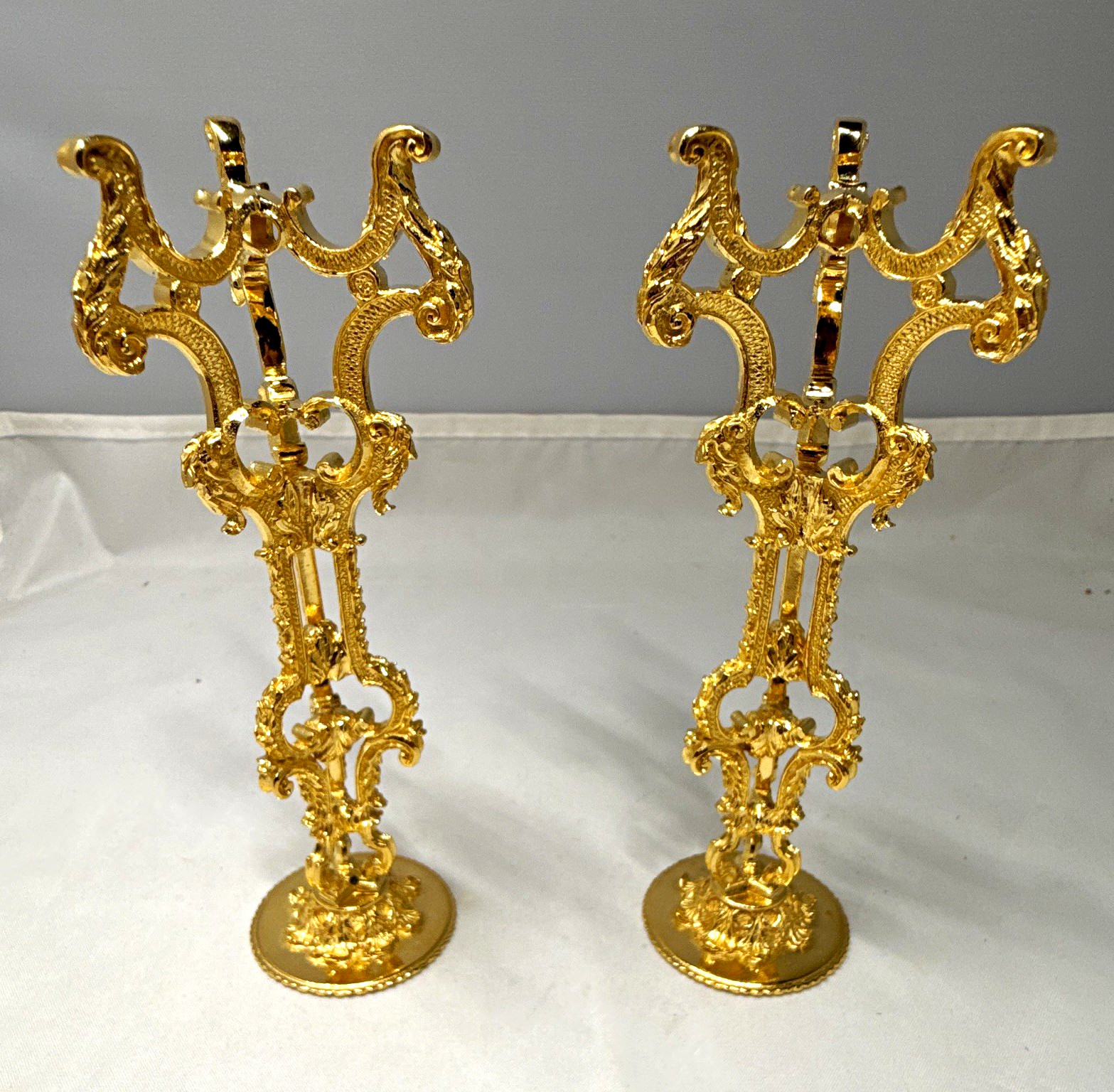 Vintage Bespaq Style 1:12 Dollhouse Gilt Pedestal Torchere Plant Stands Pair Vintage Bespaq Style 1:12 Dollhouse Gilt Pedestal Torchere Plant Stands Pair
