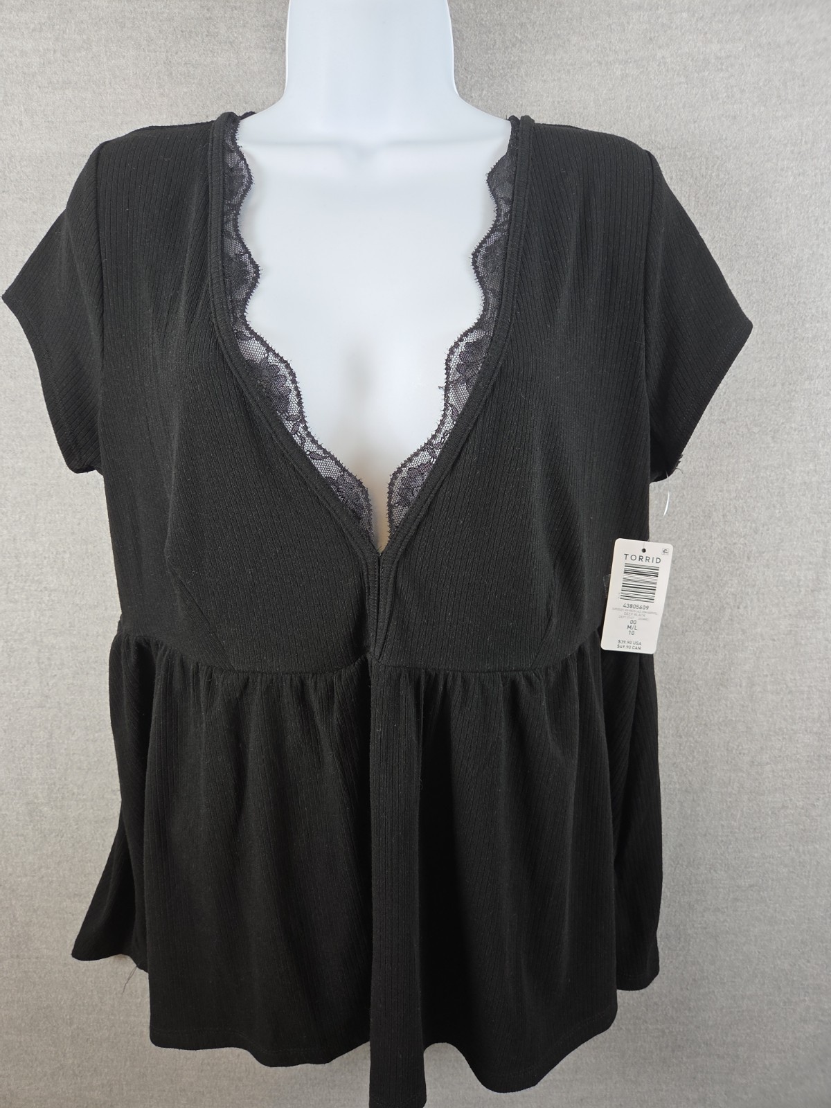 Torrid Super Soft Babydoll Top M/L Black Lace Trim Ribbed Deep V Whimsigoth NEW