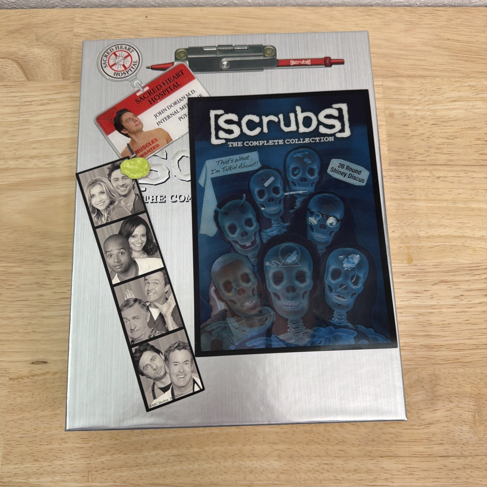 Scrubs: The Complete Collection (DVD, 2010, 26-Disc Set, Collectible Lenticular Scrubs: The Complete Collection (DVD, 2010, 26-Disc Set, Collectible Lenticular