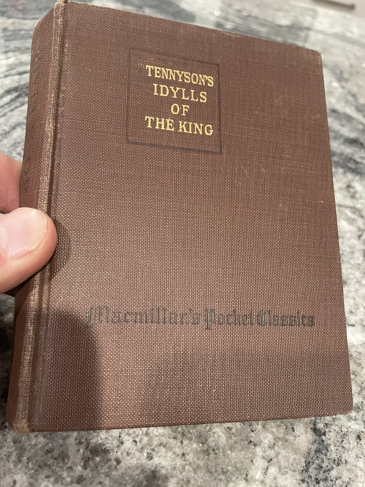 Antique Tennyson\'s Idylls of the King MacMillan\'s Pocket Classics Book 1921