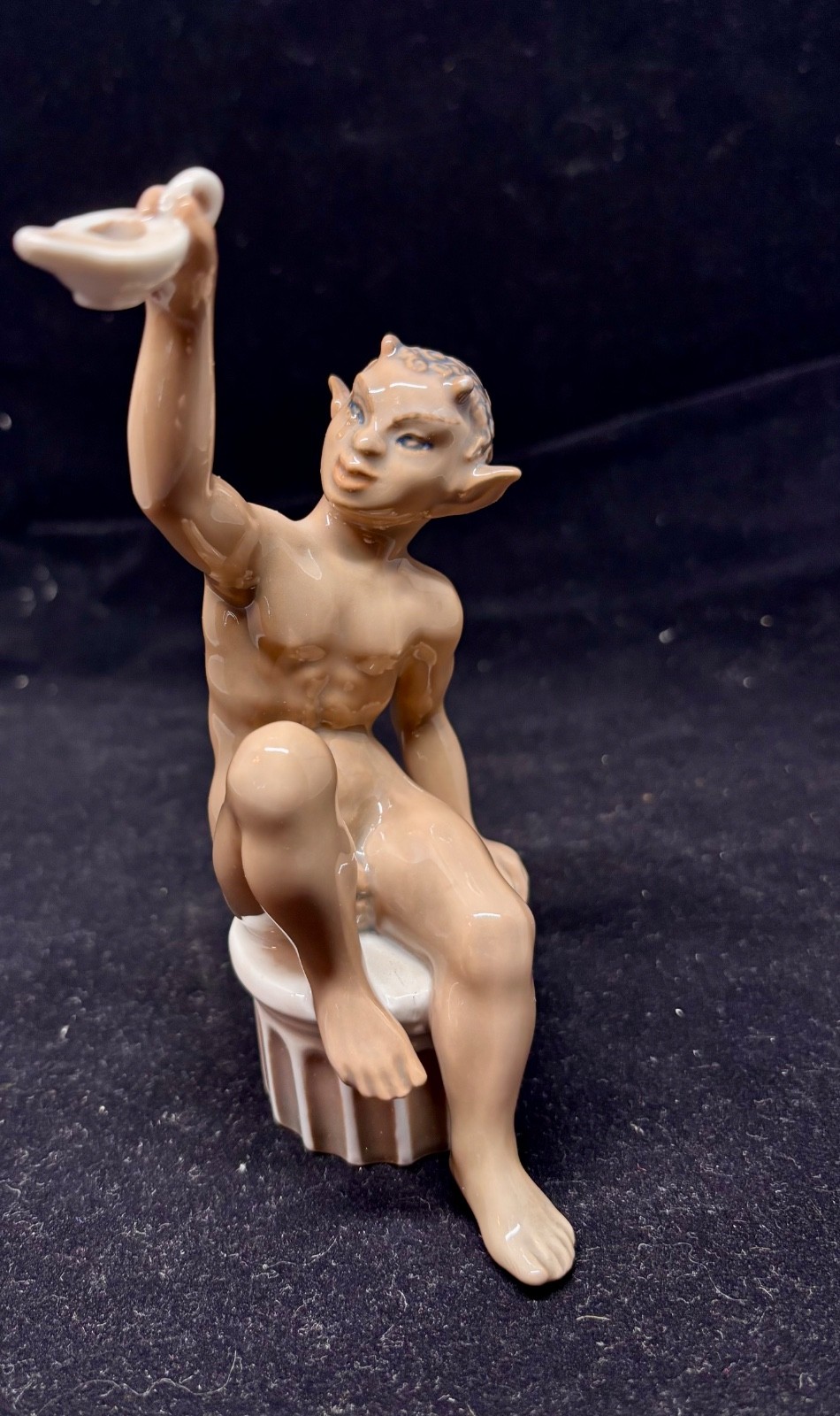 Rare Dahl Jensen Faun w/ Oil Lamp #1334 mint Rare Dahl Jensen Faun w/ Oil Lamp #1334 mint