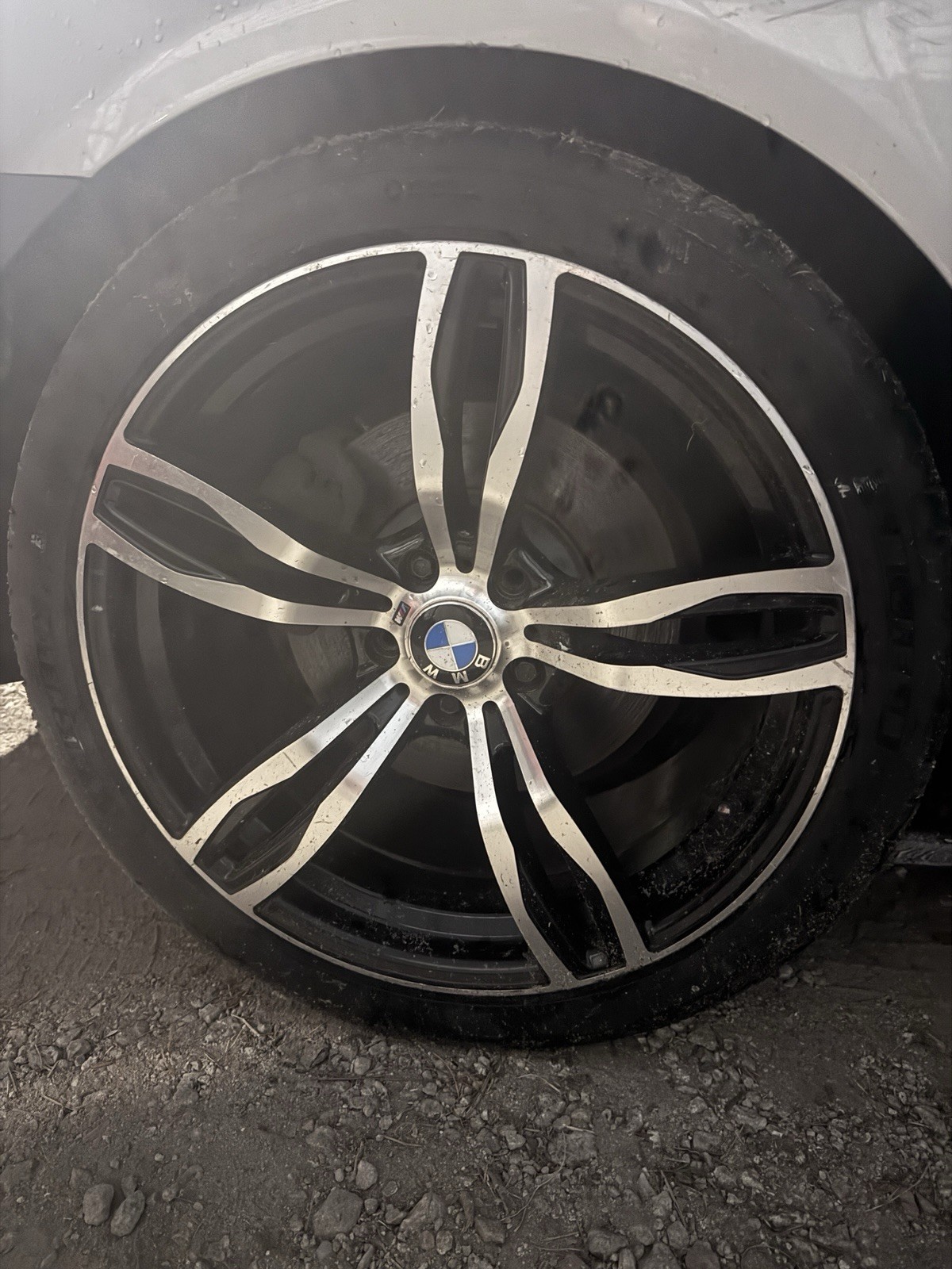 20” BMW M5/M6 M-Sport Rear Wheel w/ Michelin PS EC Tire 10.5 5x120 Rims f10 20” BMW M5/M6 M-Sport Rear Wheel w/ Michelin PS EC Tire 10.5 5x120 Rims f10