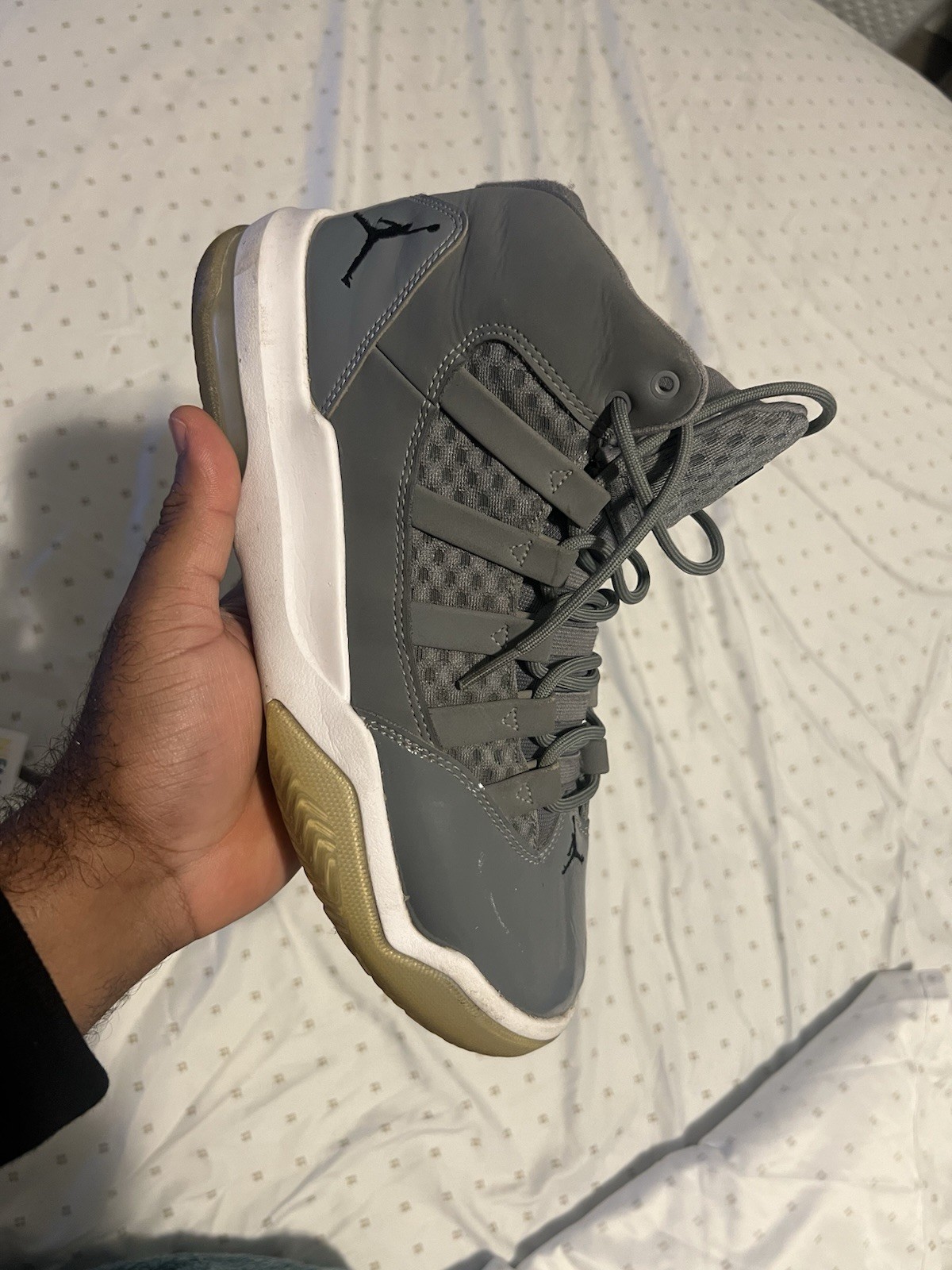 Size 8.5 - Air Jordan Max Aura Cool Grey