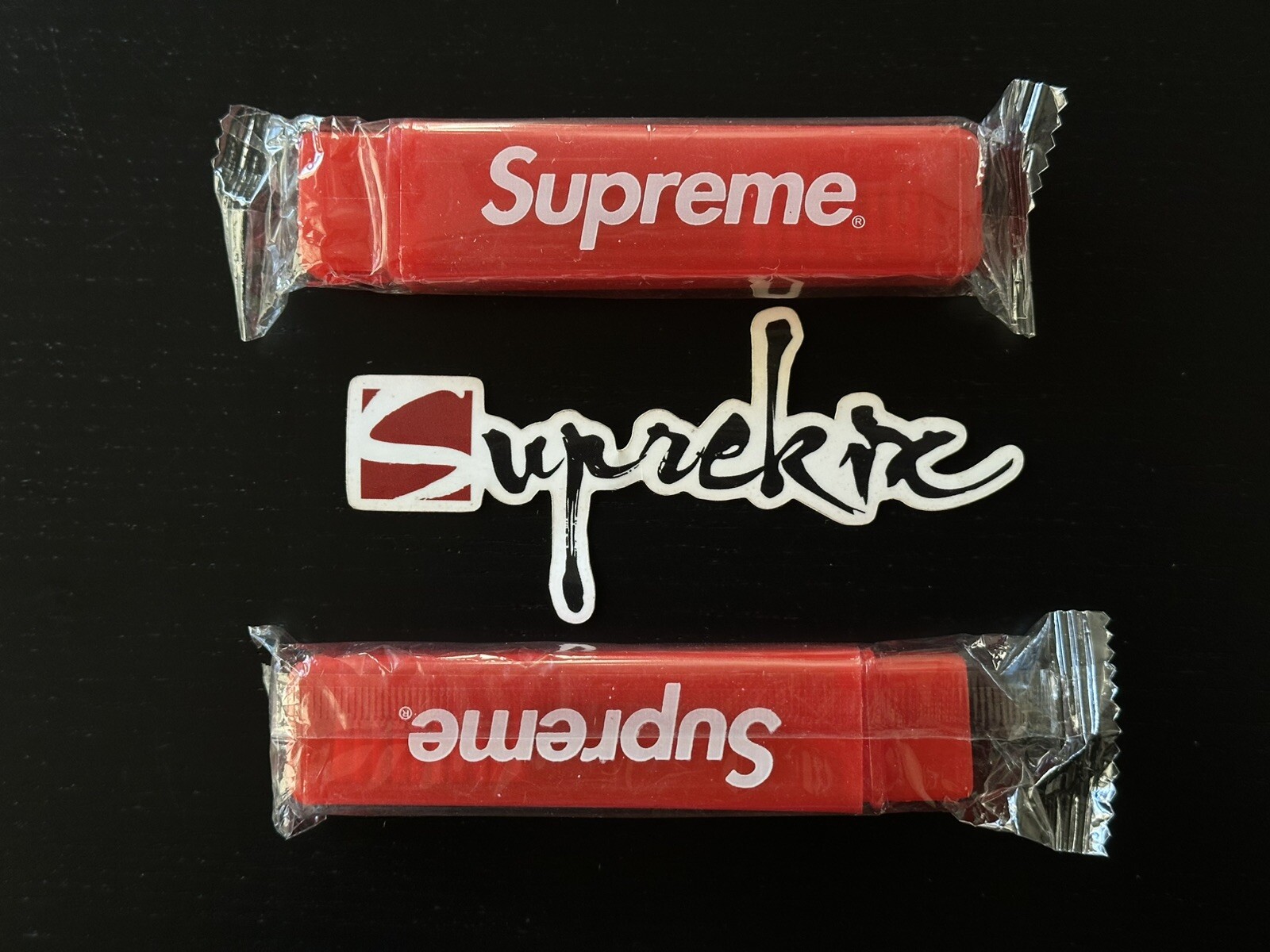 Supreme FW17 Toothbrush Red 2 Pack 