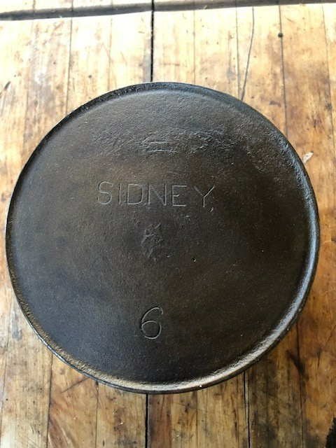 Pre Wagner Ware Sidney #6 Flat Bottom Straight Logo Kettle Antique pre 1900's