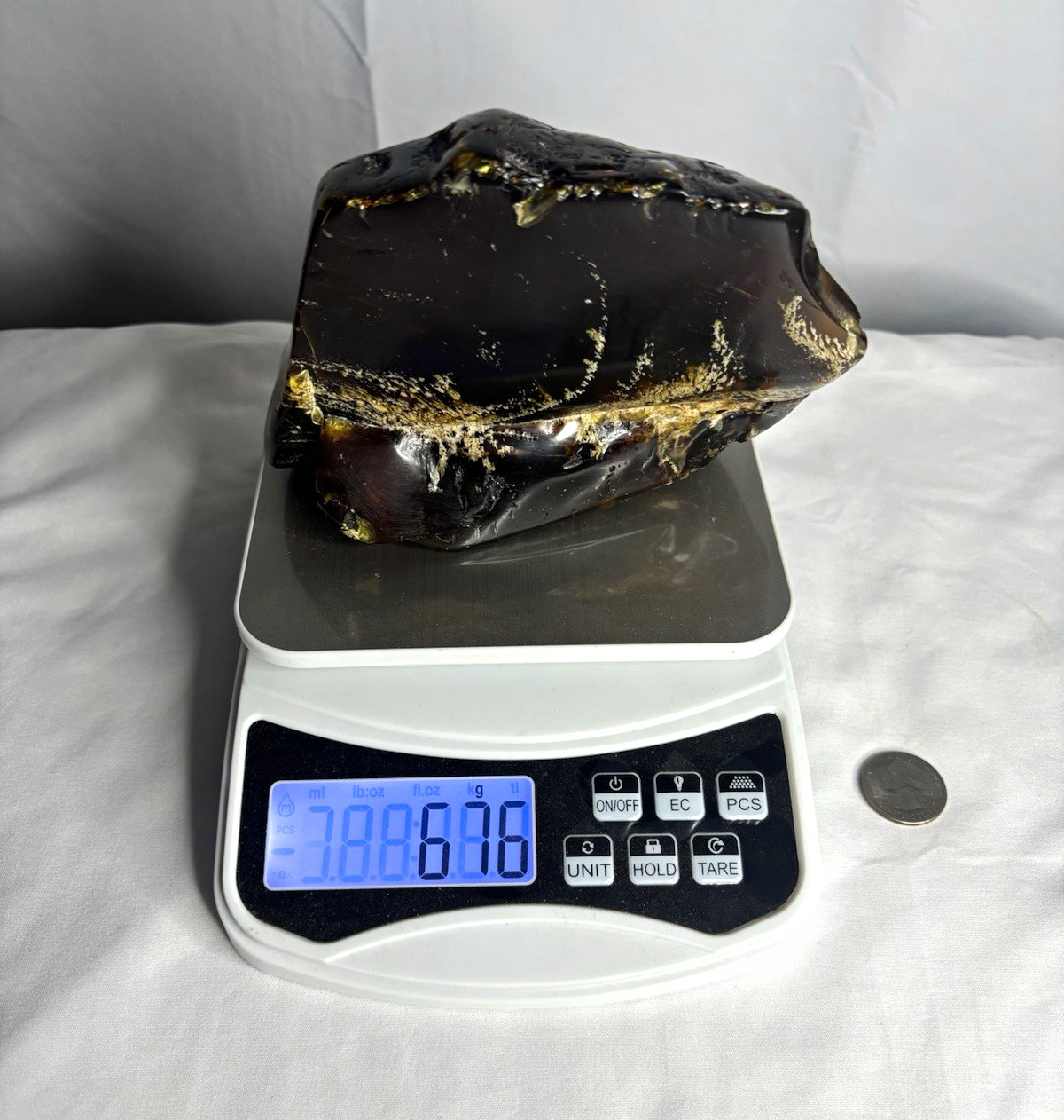 676g Huge polished Amber Specimen Display Piece w/ UV Test Photos 676g Huge polished Amber Specimen Display Piece w/ UV Test Photos