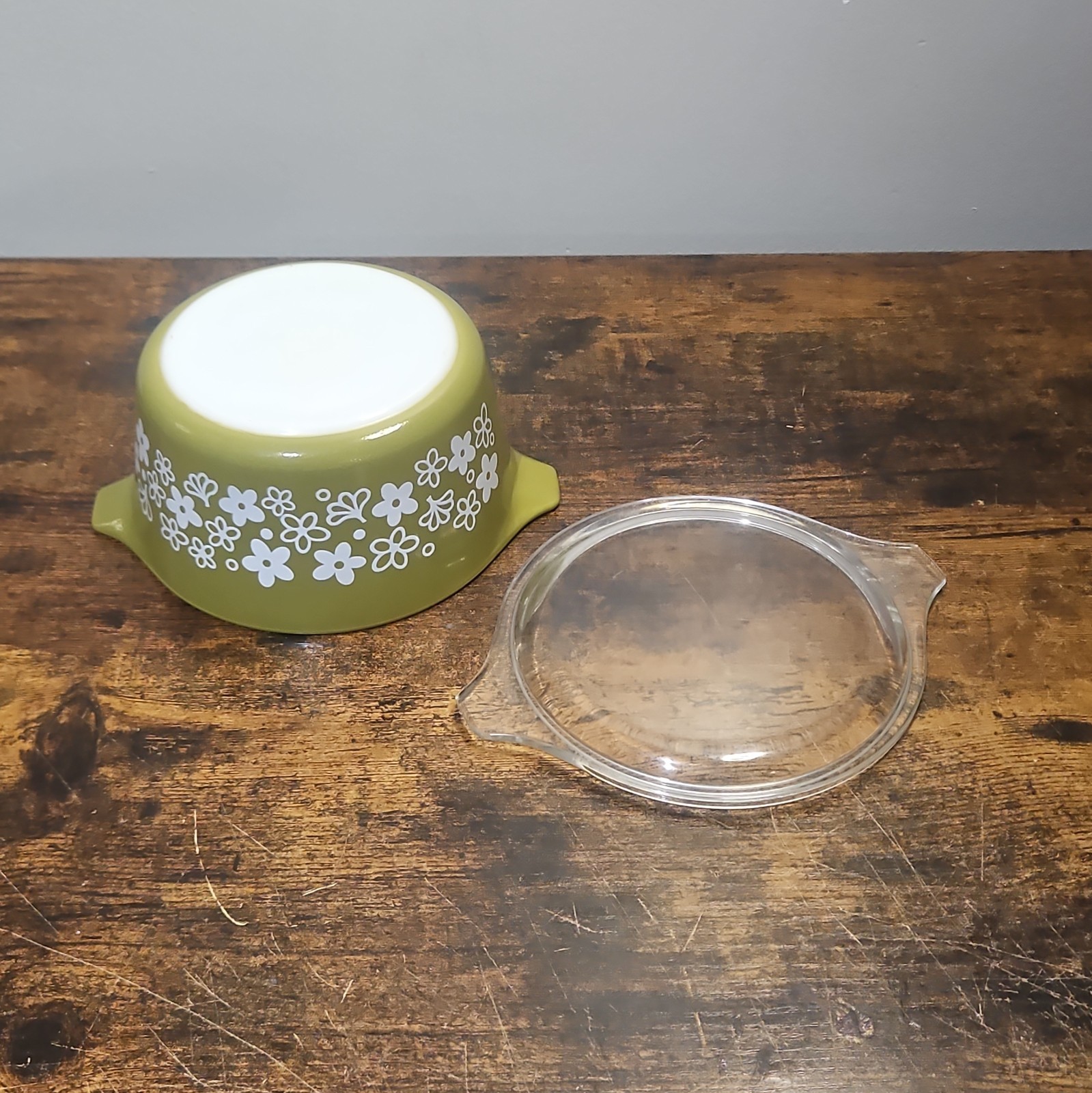 Vintage PYREX Spring Blossom Crazy Daisy #473-B Casserole Dish With Lid Vintage PYREX Spring Blossom Crazy Daisy #473-B Casserole Dish With Lid