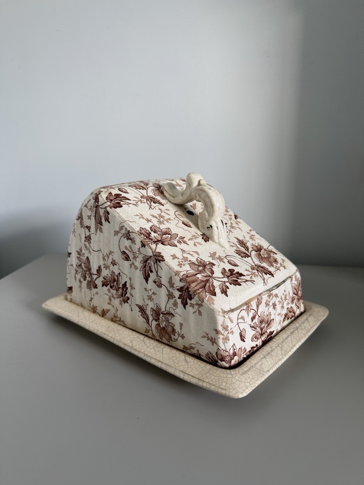 Large Antique 1890s English Victorian Brown Transferware Cheese Butter Dish