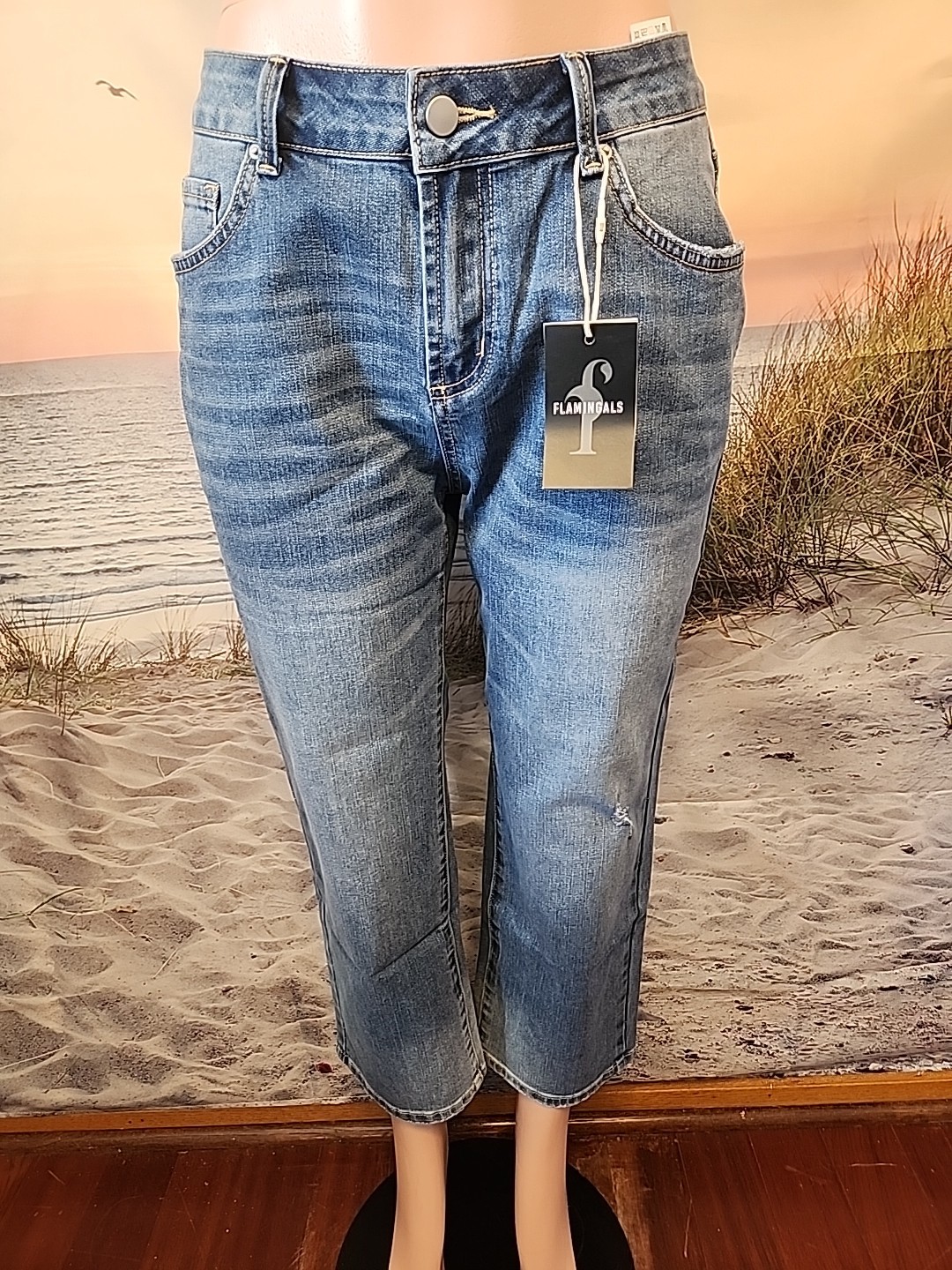 Nwt Flamingals  Jeans 5 Pockets Size Medium #71419