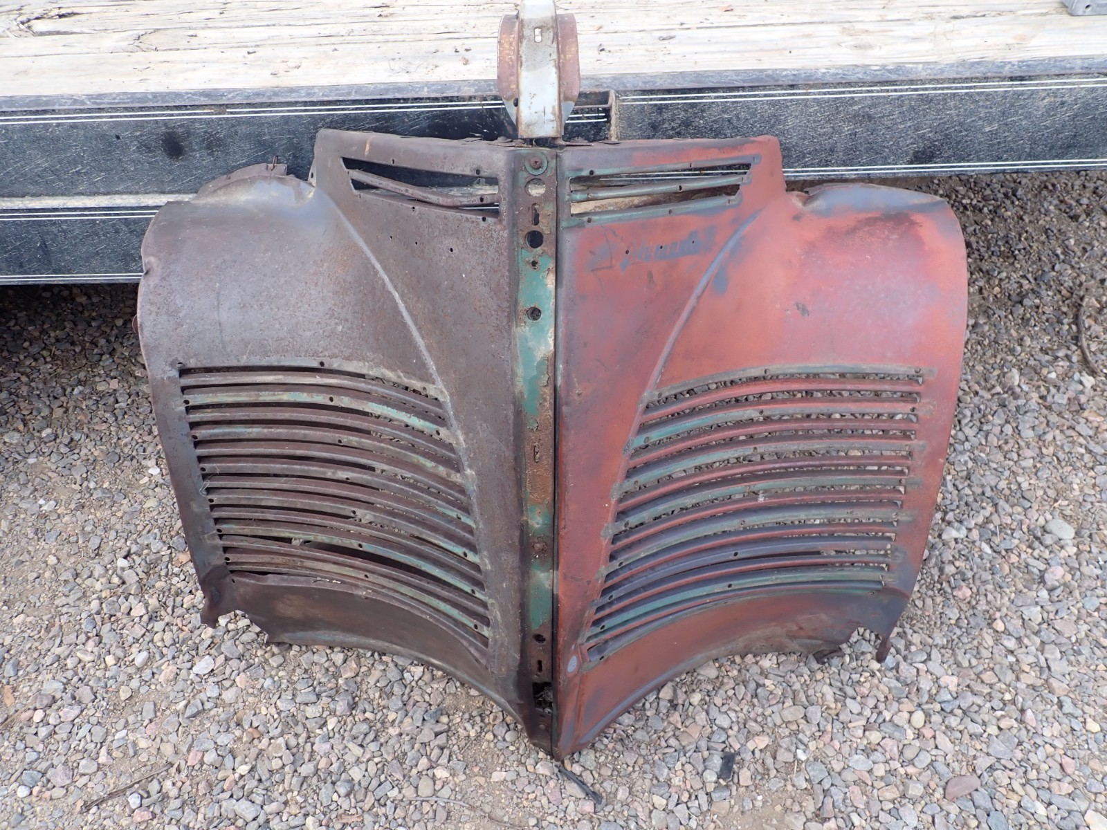1940 Plymouth Deluxe P8 P9 Grille 1940 Plymouth Deluxe P8 P9 Grille