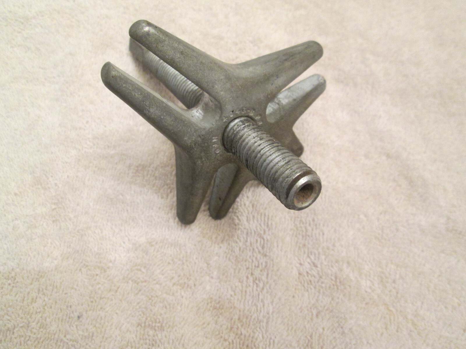 Vintage Proto Steering Wheel Puller Tool 4043-S  Very Nice Used Condition